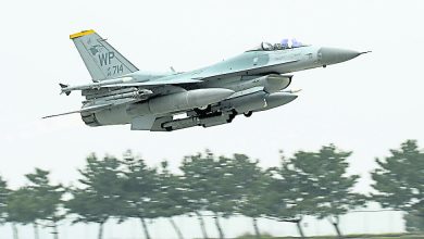 Photo of 駐韓美軍F16戰機墜毀 機師彈射逃生獲救