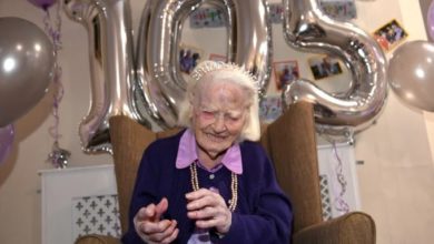 Photo of 英國105歲人瑞曾是煙民  自爆長壽秘訣竟是每天“吃這個”