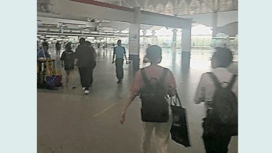 Photo of 新山關卡疑第三度停電 越堤族漆黑中通關