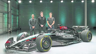Photo of 【F1】同日發佈新車  W15MCL38銀石試車