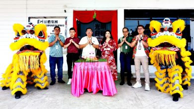 Photo of 2醒獅團獻瑞 恭賀本報開工大吉