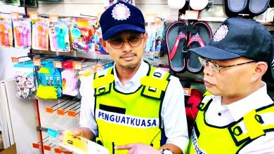 Photo of 【KK襪子風波】包括KK便利店 宗教局突檢全柔80商店