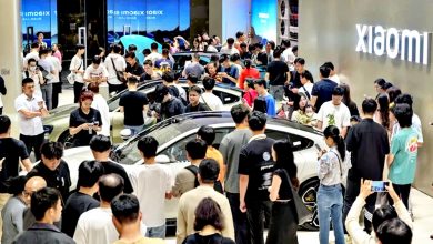 Photo of 小米汽車上市 首個周末人潮近萬 試駕排到凌晨3點