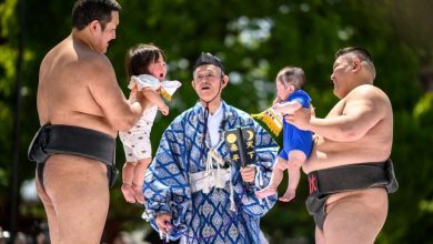 Photo of 日本“寶寶哭”相撲大賽登場  哭聲最大嬰兒獲勝