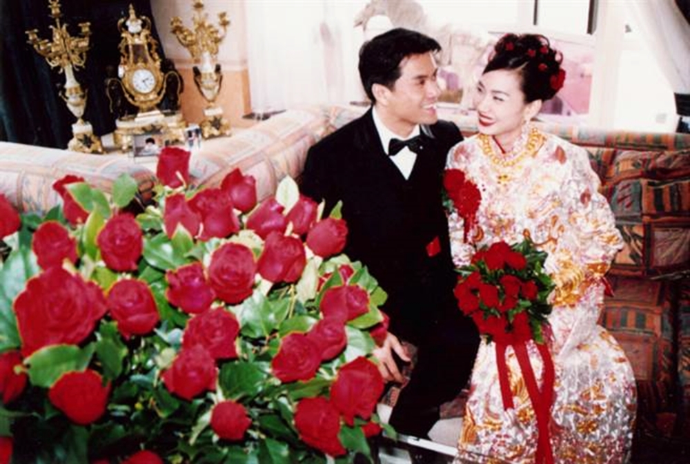 呂良偉1996年與鄺美雲結婚，當時大排筳席，成為全港大事，不過原來兩人一樣冇註冊