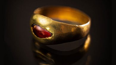 Photo of 尋獲2300年前金戒指 鑲嵌紅色寶石