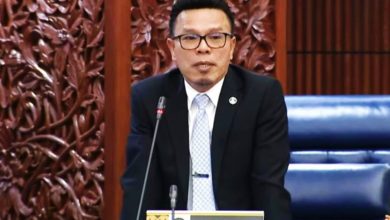 Photo of “土團未回應信函合法性質疑” 7倒戈議員不簽效忠信函