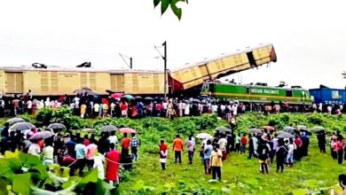 Photo of 【視頻】印度火車相撞 車廂騰空堆疊 至少5死25傷