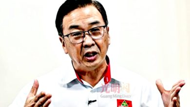 Photo of 【檳伊青促撤州國盟主席】疑反擊卸檳國盟主席動議 劉華才貼邱吉爾名言