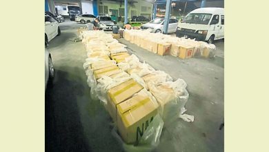 Photo of 警4天內搗毀走私集團  逮3男起70萬元煙酒
