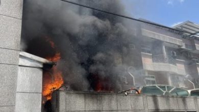 Photo of 電動摩多鋰電池起火 女屋主困3樓嗆傷