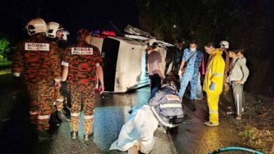 Photo of 客貨車疑雨夜趕路 撞樹致1死7傷