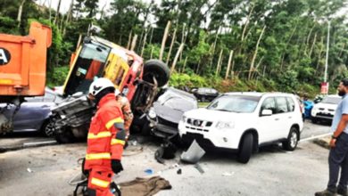 Photo of 恐怖9車連環撞 國產車遭羅里泰山壓頂至少4人傷