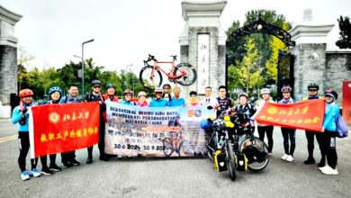 Photo of 2七旬長者無懼烈日風雨 騎行萬里路 祝福馬中情