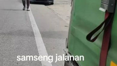 Photo of 比中指起衝突 2司機路邊開罵