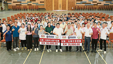 Photo of 倪可敏吳家良挺文化傳承 4萬元撥三民獨中2表演團體