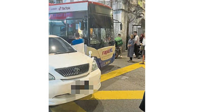 Photo of 【視頻】茨廠街亂停車礙交通 違規車主接罰單