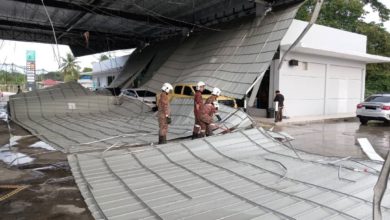 Photo of 疑暴風雨影響 油站天花板坍塌砸6車