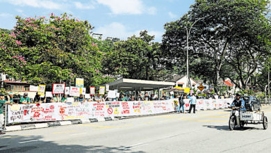 Photo of 不滿煤炭山地段改用途  200居民拒焚化爐