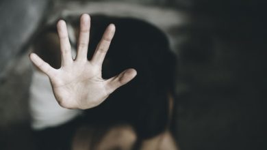 Photo of 把女兒交給道士 破貞操致死 迷信母被控上庭