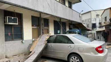 Photo of 嘉義4連震 車被壓毀 無人傷
