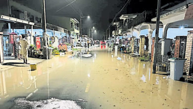 Photo of 拉央拉央大雨河水倒灌 合富花園部分路段淹水