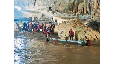 Photo of “魚洞穴”河水突漲 40人受困被救