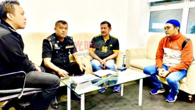 Photo of 通过巴东勿刹关卡 每天约20学生入境上课