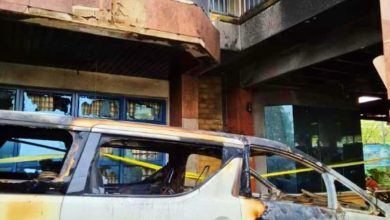 Photo of 甘馬挽聞人住家旁車房起火 燒毀2車 現場發現可疑瓶子