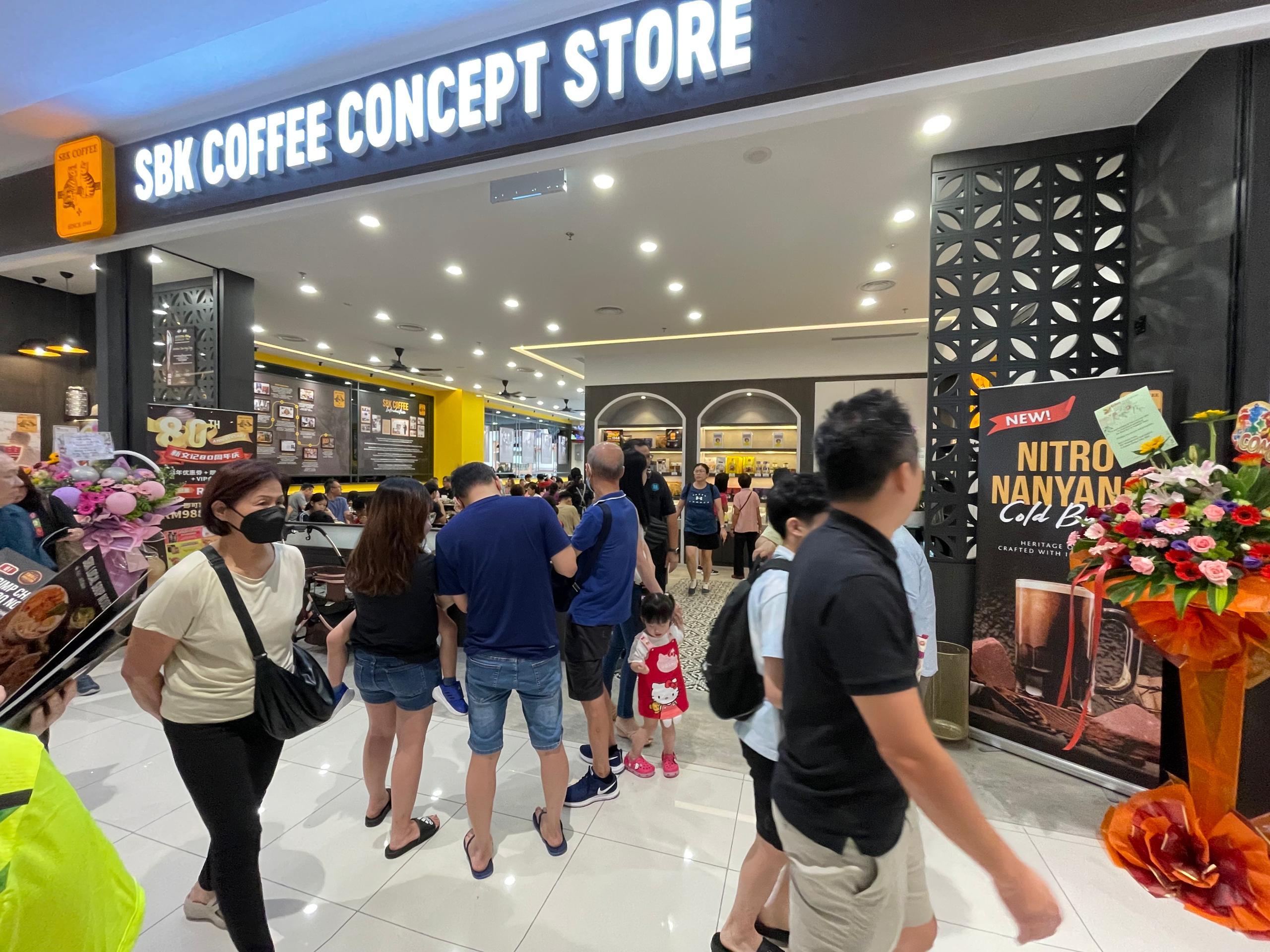 管理層確保加盟店嚴格保持著新文記原有的咖啡與食物的品質和水準。