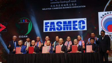 Photo of 马斯兰见证 马柬6商会签谅解备忘录