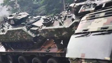 Photo of 運載坦克羅里翻覆 加叻大道大塞車