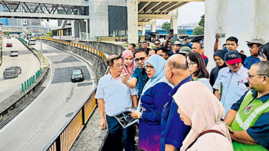 Photo of 隆市長：擬訂5個方案 解決陳秀連路斜坡水災