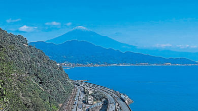 Photo of 改寫130年最晚雪頂記錄 富士山迎來遲來降雪