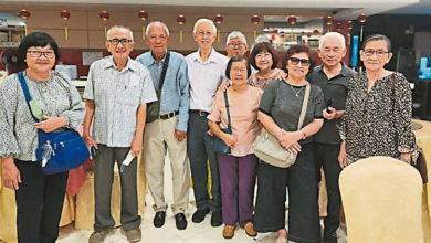 Photo of 钟灵62年毕业生联谊宴 余添山促乐观迎晚年