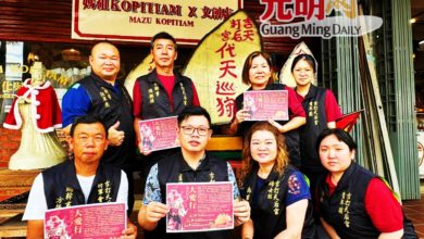 Photo of 吉天后宫迎城隍公圣诞 首届送王船成焦点