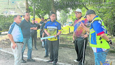 Photo of 雅阁花园威拉9路 封路半年修复地陷