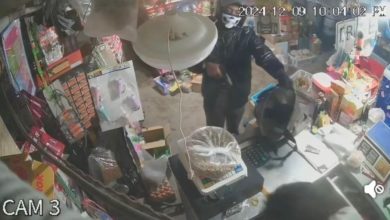 Photo of 男子持枪劫杂货店 警方缉捕中