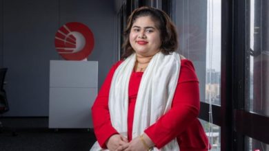Photo of 大马华印混血儿​狮城银行任职 中英巫印语切换自如