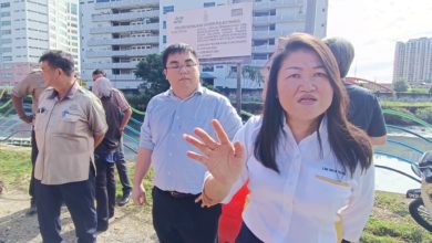 Photo of 承包商清河道未运走垃圾 师生被逼闻臭 