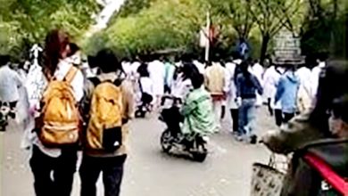 Photo of 女博主：担心我饿死 母亲日结给生活费