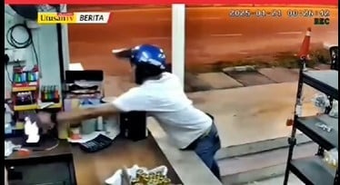 Photo of 抢劫残疾店员手机 前科犯遭警方逮捕