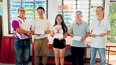 Photo of 济阳堂辛柯蔡宗祠 奖励金颁41会员子女
