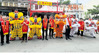 Photo of 【禅三六合健身社开光点睛】王宇航：文化事物越旧越珍贵 舞狮舞龙需加强保护