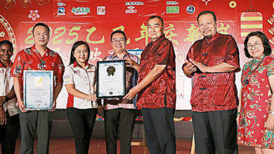 Photo of 最高妈祖灯158人穿汉服 天后宫元宵会创2纪录