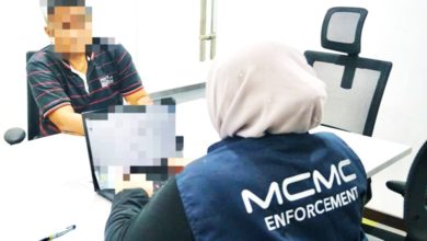 Photo of 上傳冒犯皇室內容 MCMC向8人錄供