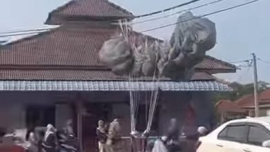 Photo of 降落伞训练遇强风 军人撞击骑士