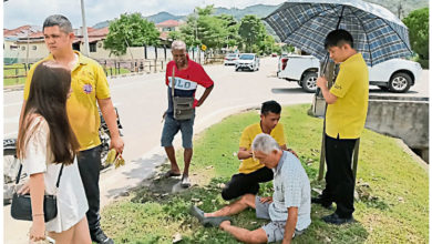Photo of 车冒烟摩多轿车相撞 马口2小时内肇2意外