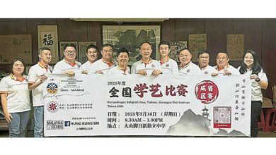 Photo of 马潮联青与大山脚韩青团 16日书法作文绘画赛