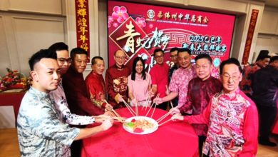 Photo of 张念群：DeepSeek重塑AI算力生态 吁商界融入AI产业链